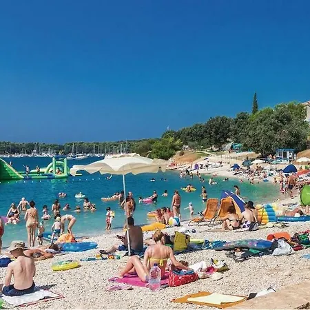 Dvori Apartamento